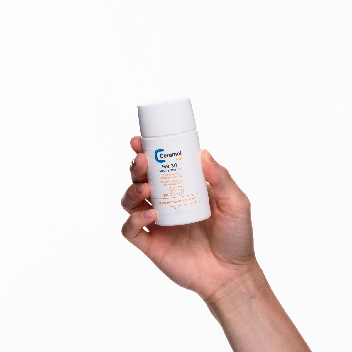 ceramol-mb-30-mineral-barrier-crema-solare-viso-minerale-50-ml image 2